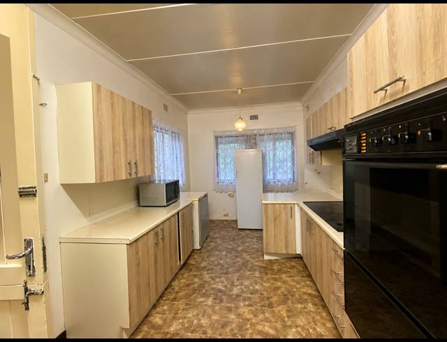 3 BEDROOM HOUSE FOR SALE IN THREE RIVERS